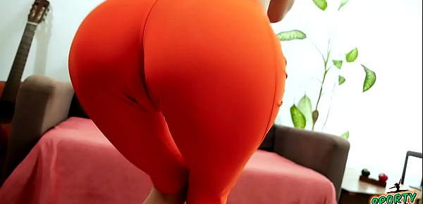  Most Amazing Cameltoe Thigh-Gap Big Ass Skinny Blonde Babe In Tight Leggings